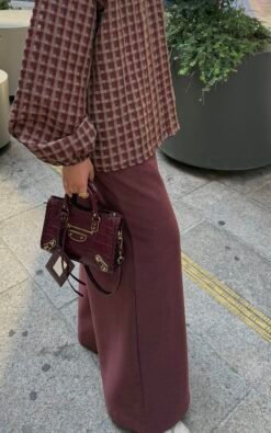 Alternative view of Burgundy Set ❣️