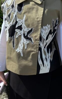 Alternative view of Rith trench vest ⭐️